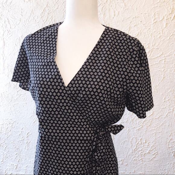 Banana Republic Black Ruffle Hem Print Wrap Dress - Picture 12 of 16